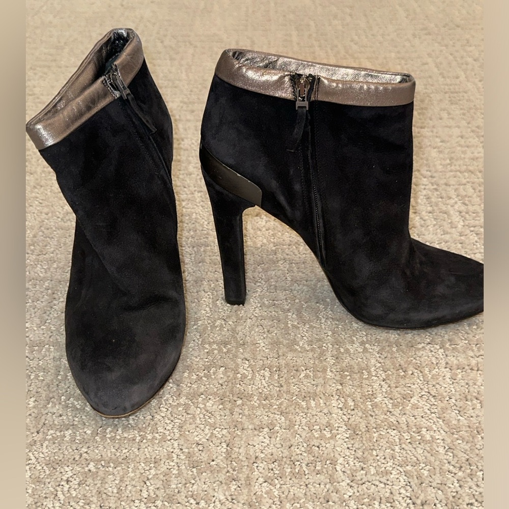 Fendi booties😍